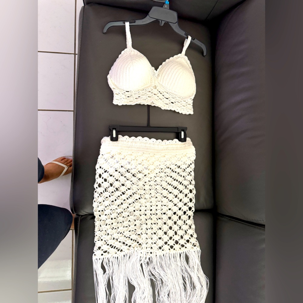 Yarn set White color resistant to salty water size M and L